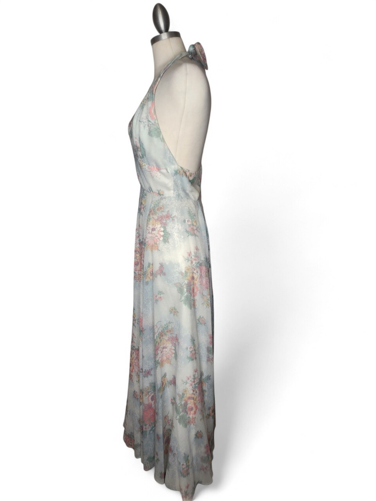 1970s Floral Print Vintage Halter Dress in Light Blue Size 5