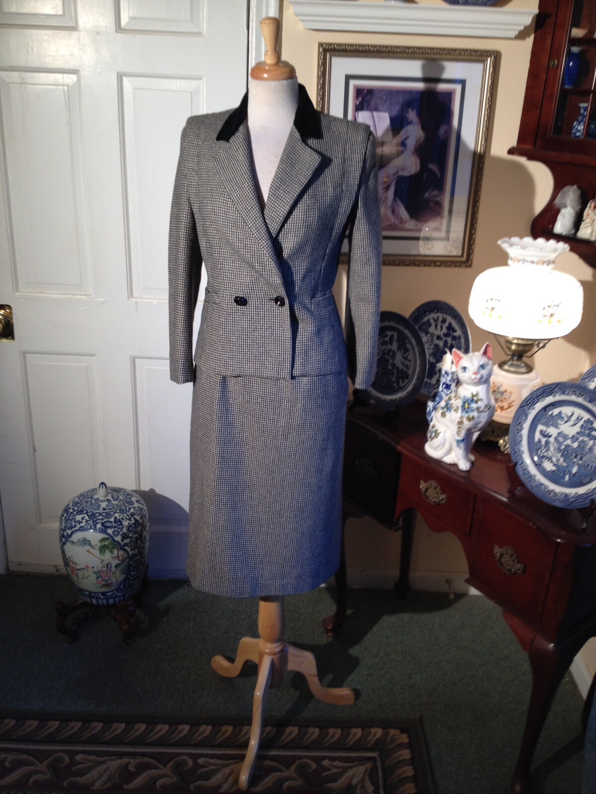 BERT NEWMAN VINTAGE WOOL HOUNDSTOOTH DOUBLE BREAST SKIRT SUIT-SIZE4-PERFECT!!!!