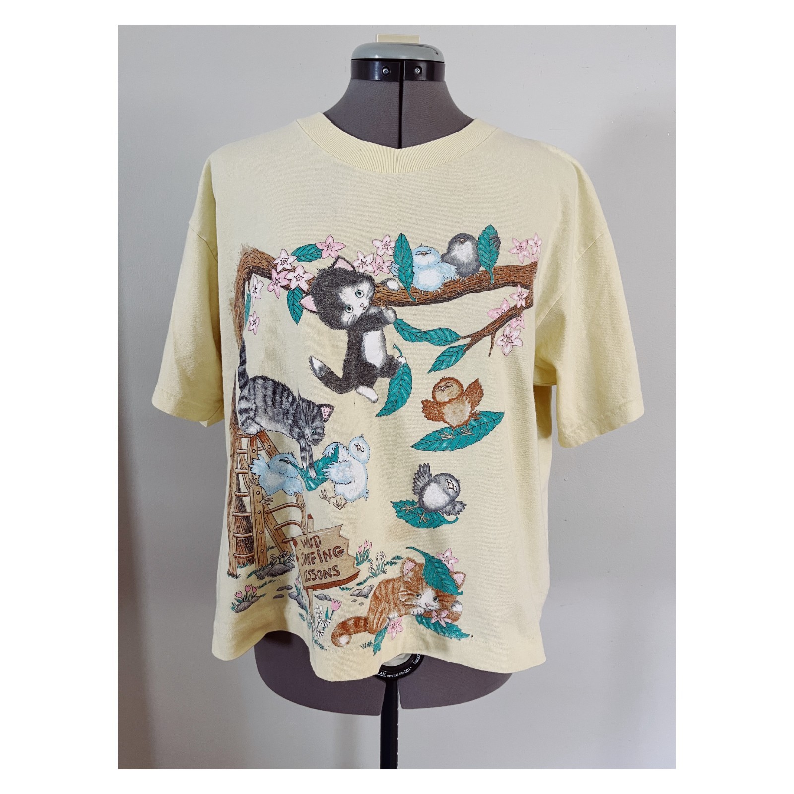 VTG 80s Sz M Yellow Cotton Kittens and Birds Cropped Tee Cute Animals