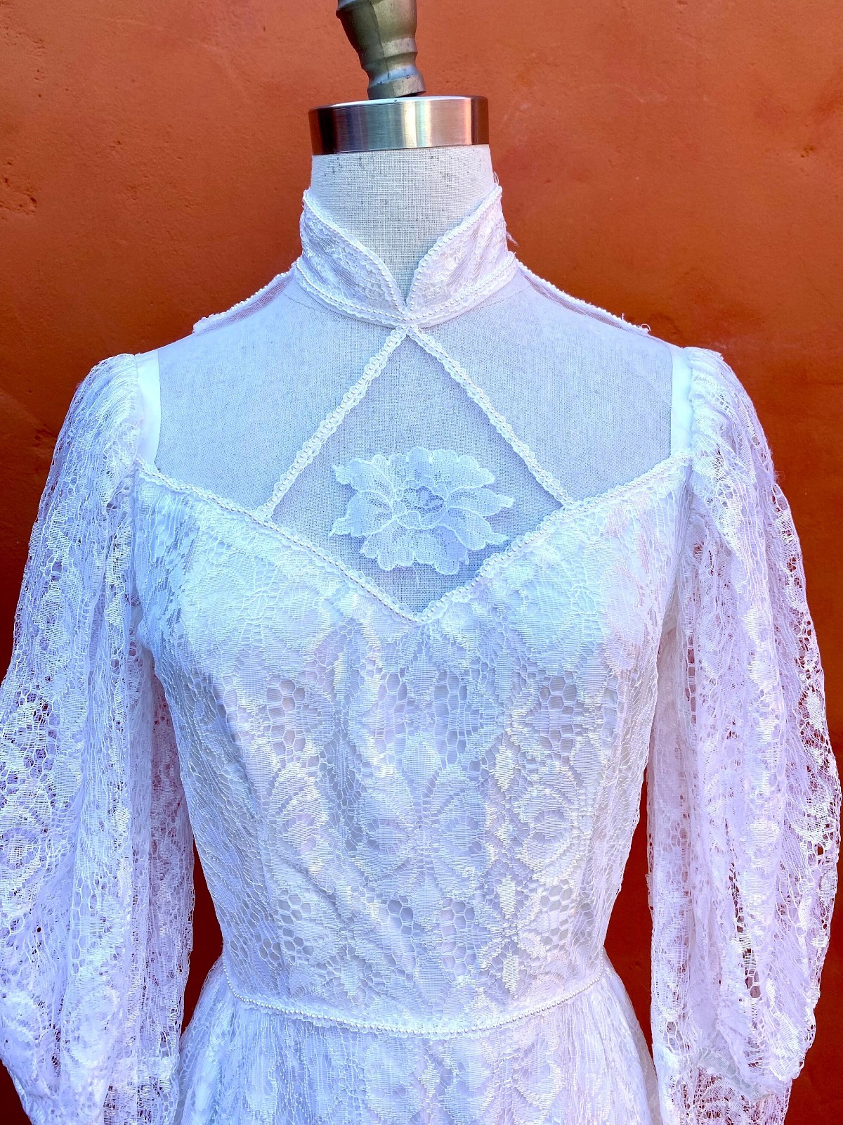Vintage 1970s Lace Prairie Wedding Dress Victorian style train hippie boho xs