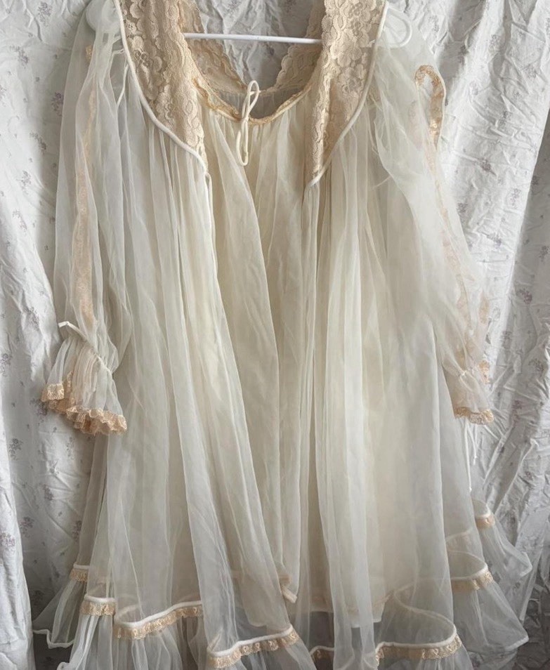 Vintage Lisette by Al Sterling Ivory Nylon Victorian peignoir Set