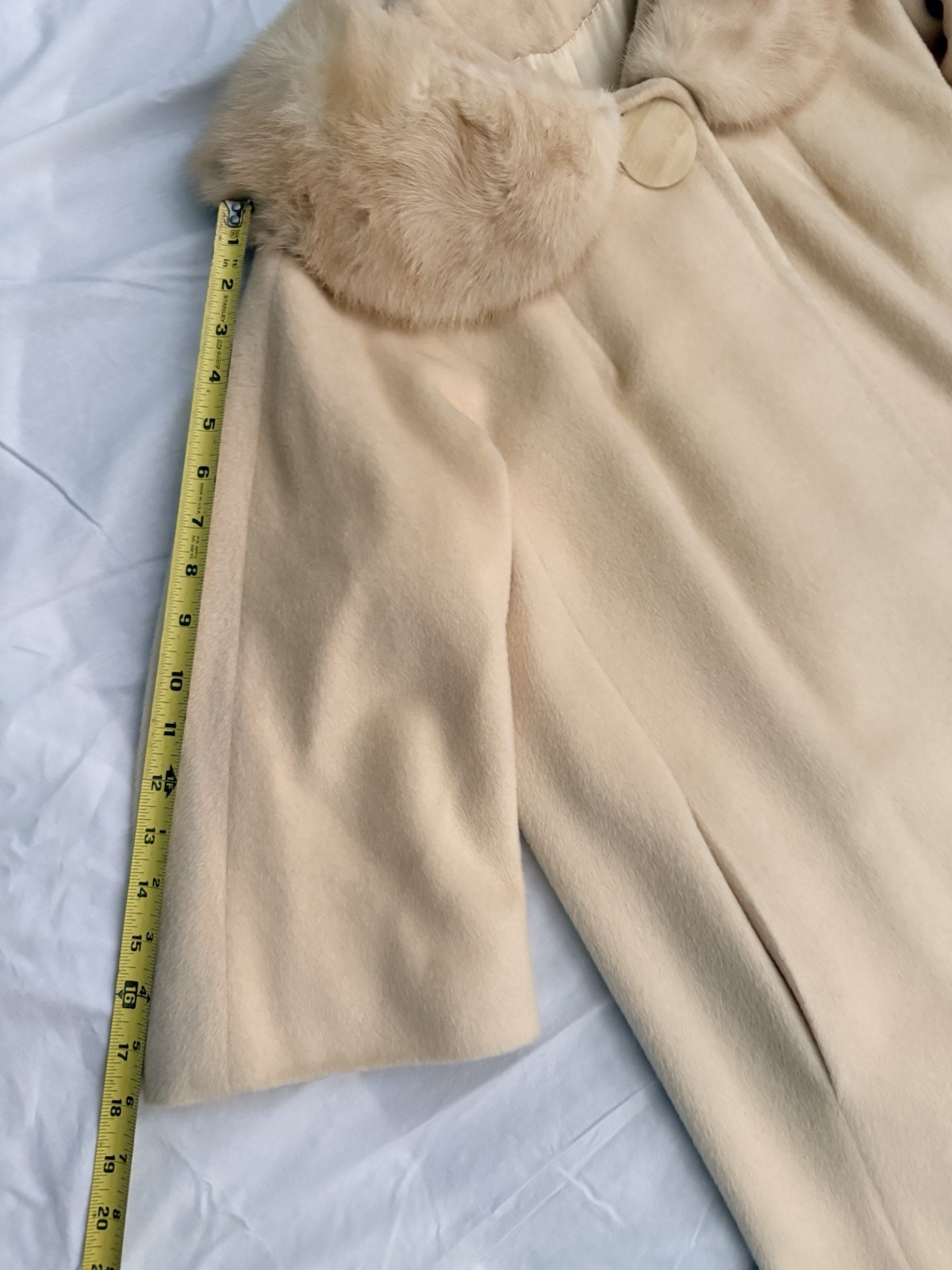 Vintage Ivory Swing Coat Real Fur Collar 50s 60s cream beige Bridal S wool USA