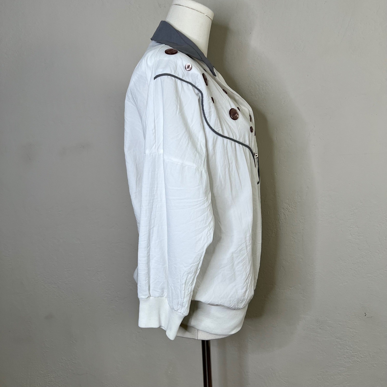Regal Vintage 80s Western Pullover Top White Unique Button Detail XS Made in USA