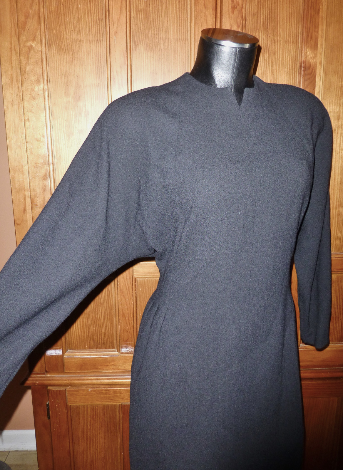 Vintage PAULINE TRIGERE Black wool Crepe Silk Lining Cocktail Party DRESS sz 12