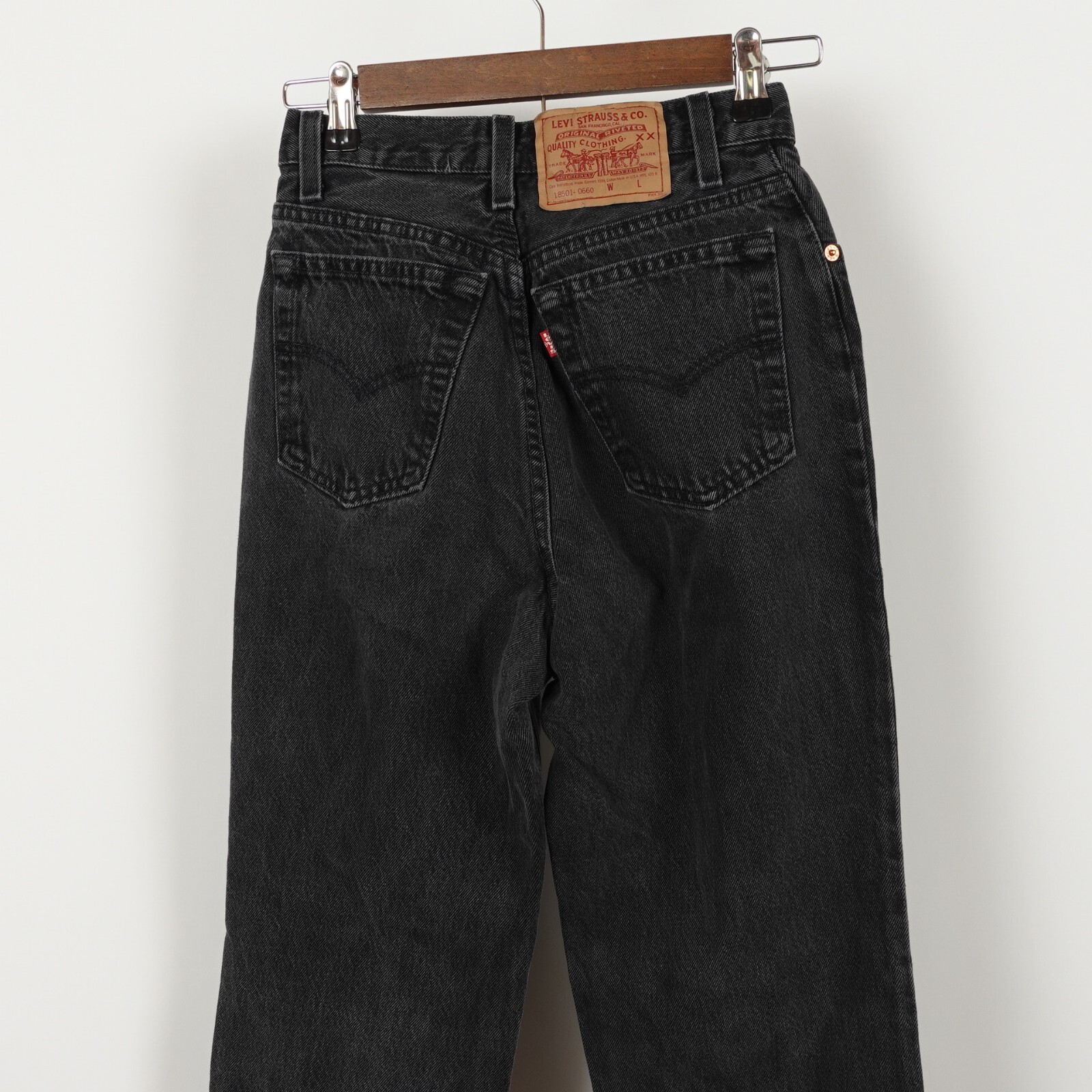 Vintage 90s Levi’s 501 18501-0660 Womens Black Denim Jeans Made in USA 5 L 24×33