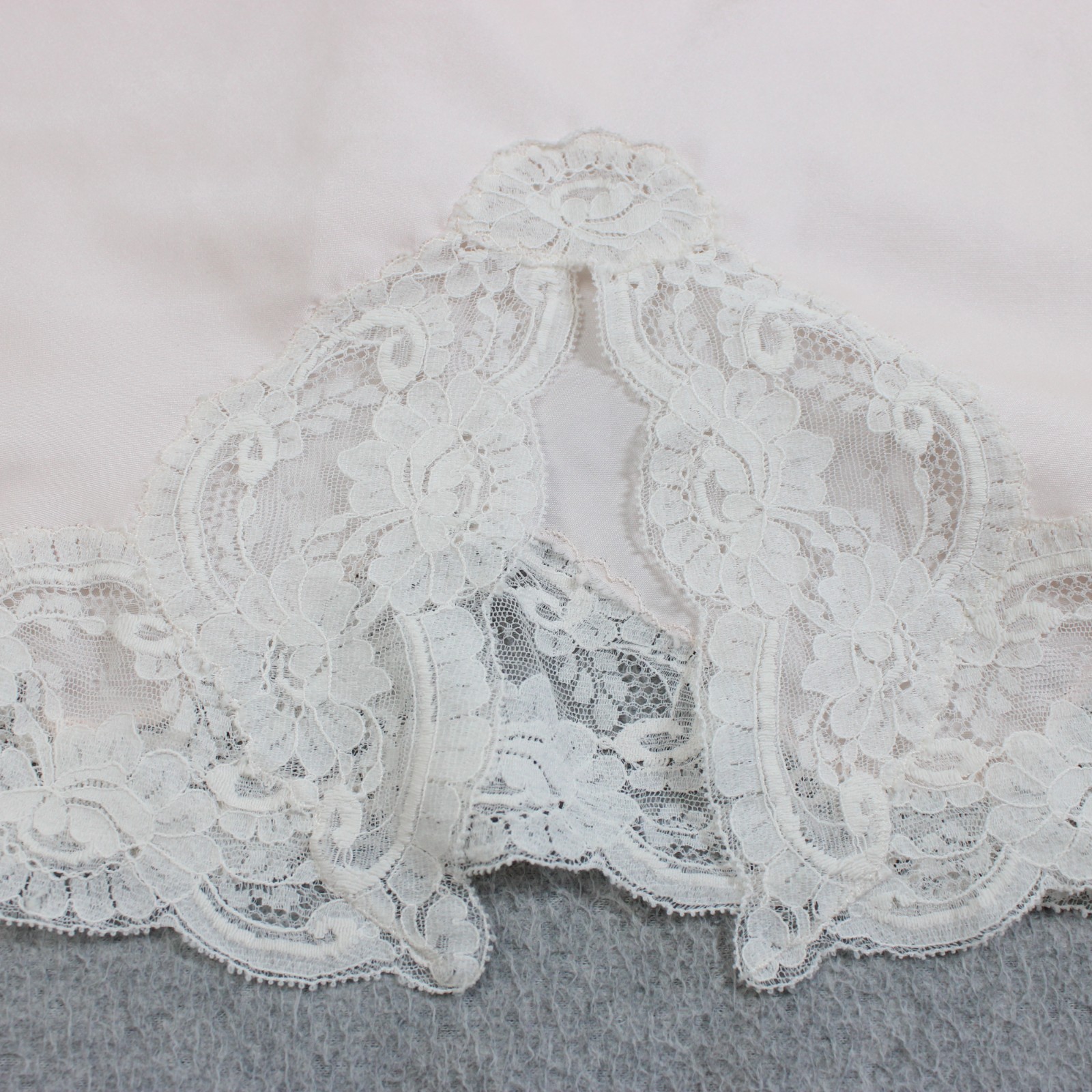 Vintage Christian Dior Half Slip Women Size 27 Pink Lace Slit Coquette Sexy READ