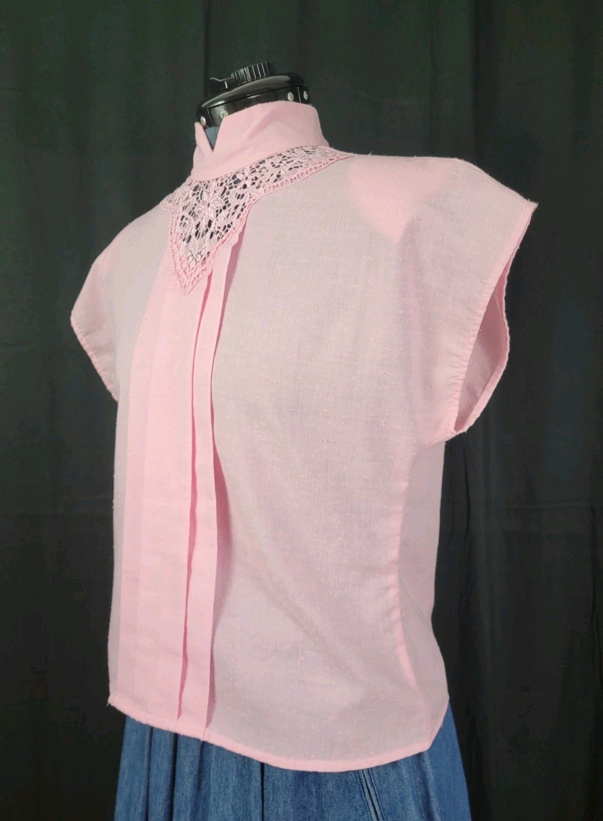 Vintage At Once Pink Drop Shoulder Blouse w Lace Neckline Size Small