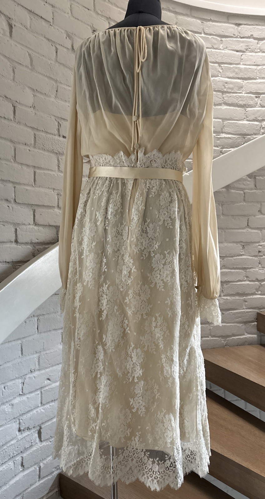 VTG 1970s Bill Blass Elizabeth Arden Ivory Chiffon Lace Dress Wedding Bridal S/M
