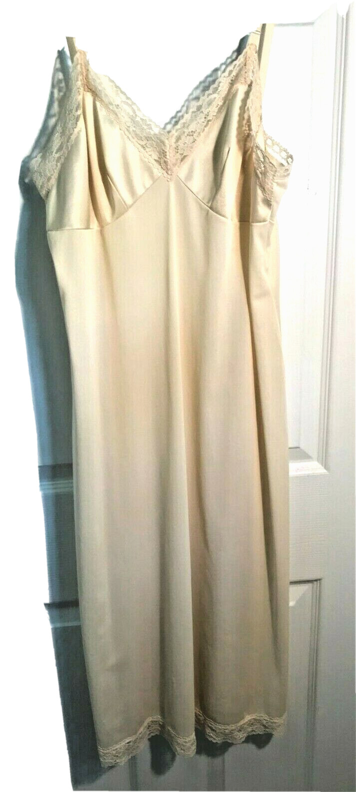 sz 36 ttall full slip Vanity Fair beige chest 34” 43” adjustable stra