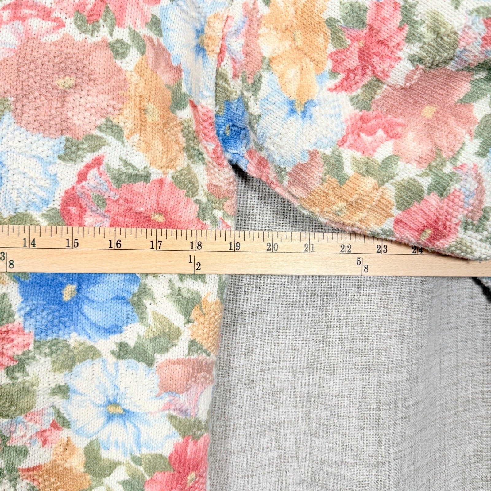 Vtg Basic Editions Floral Knit Sweater M Cottagecore Grandma Grannycore Pastel