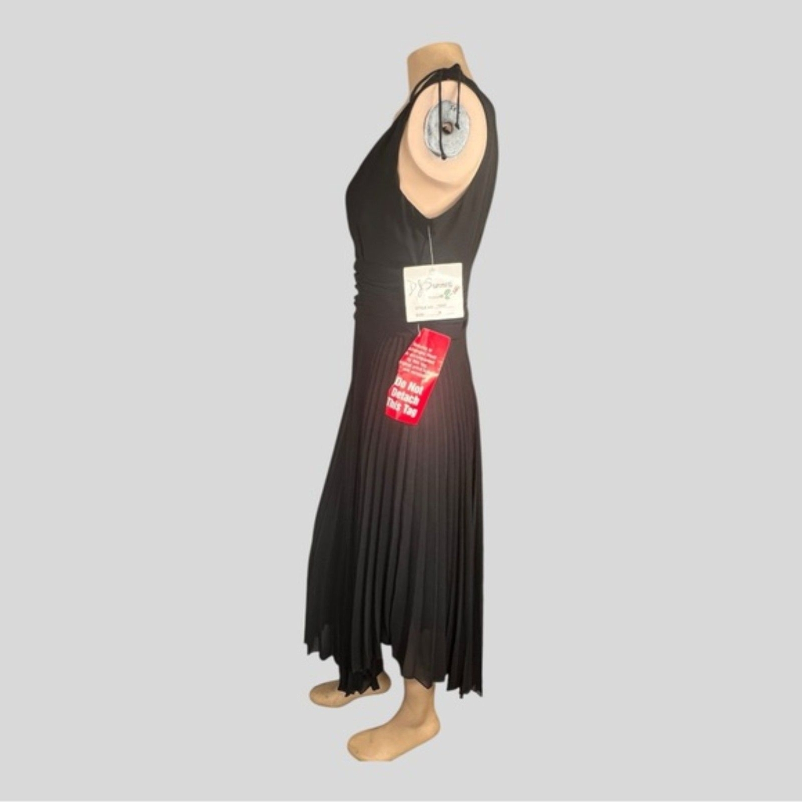 Vintage D.J. Summers Little Black Pleated Dress – Size 8