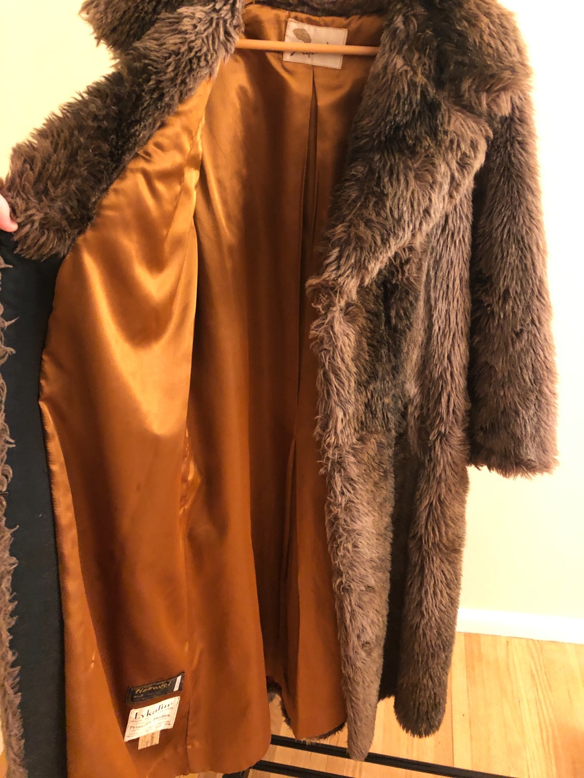 Vintage Women’s Full-Length Raccoon Look Faux Fur Coat | Panache Lykafur | Made