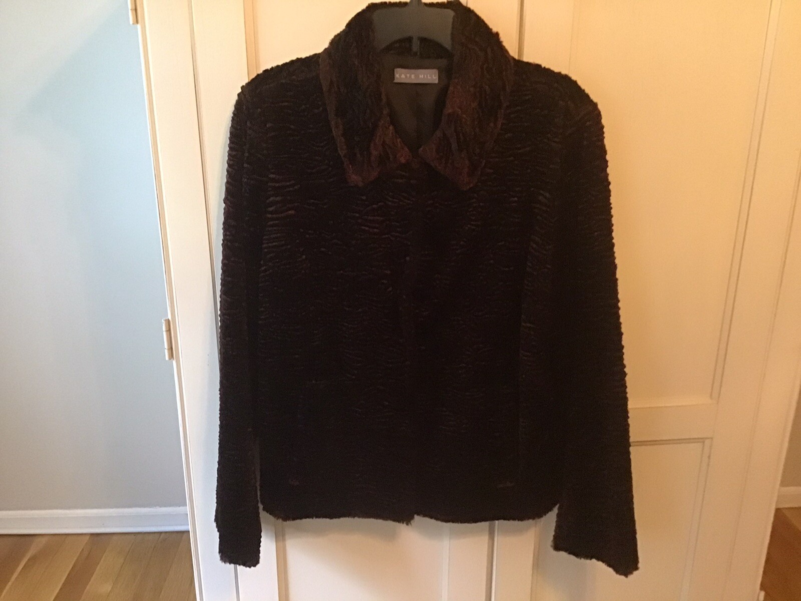 KATE HILL, VELVET-LIKE, BROWN, SIZE 14, COLLAR, SNAPS, VINTAGE LOOK, EUC