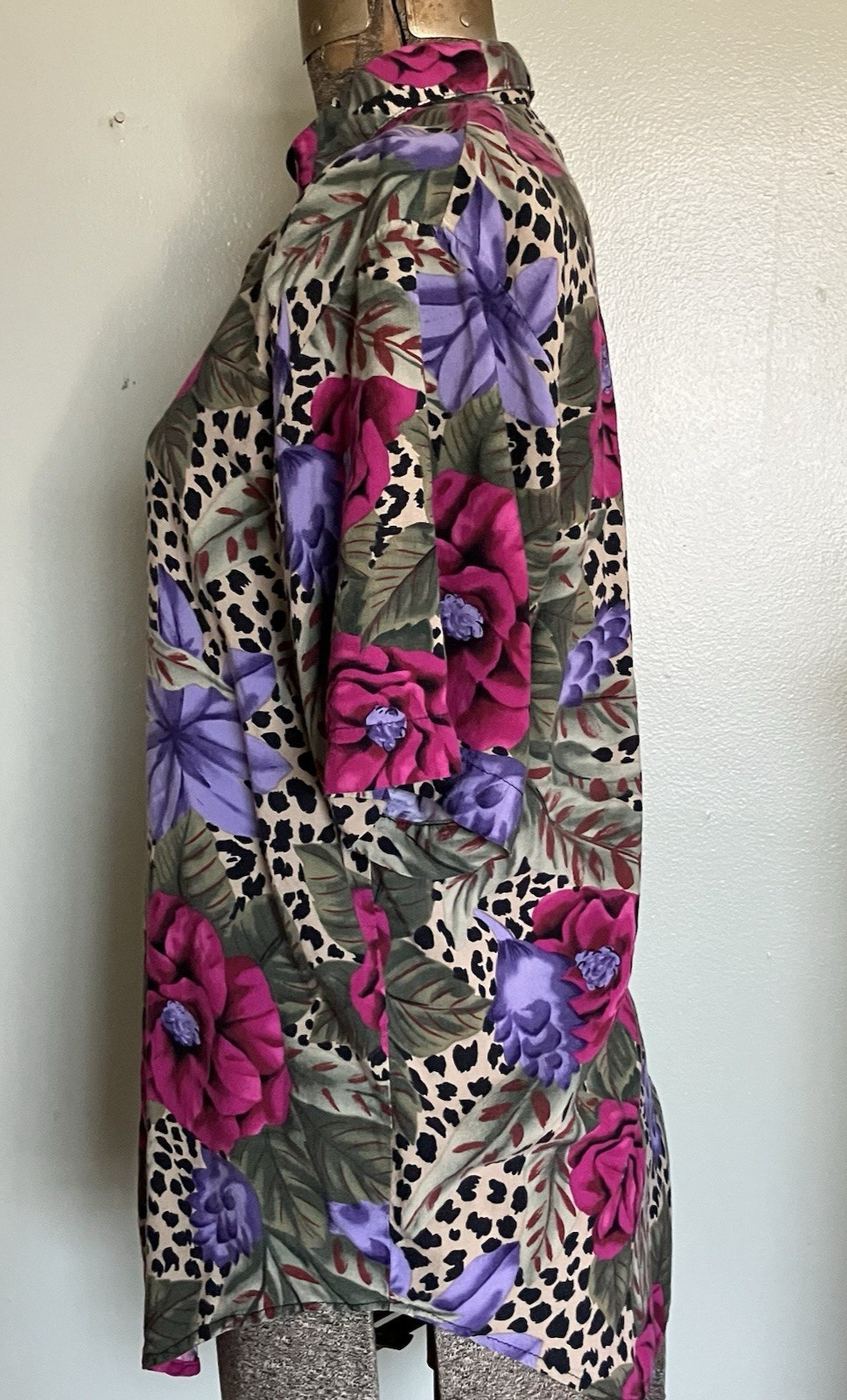 VTG 80s Animal Print Floral Button-Down Blouse Size Medium Soft Flowy