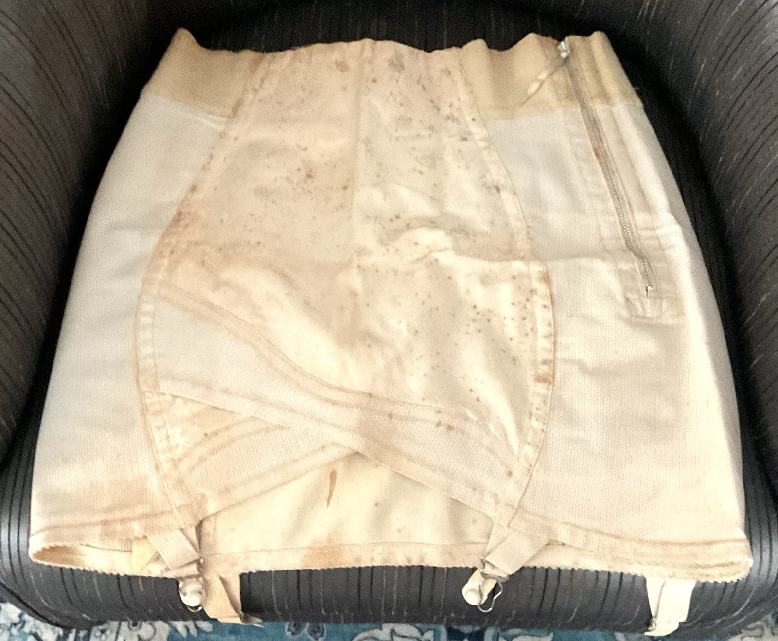 Open Bottom Girdle Skirt 4 Garters Young White Sz L Zipper Side Satin Panel