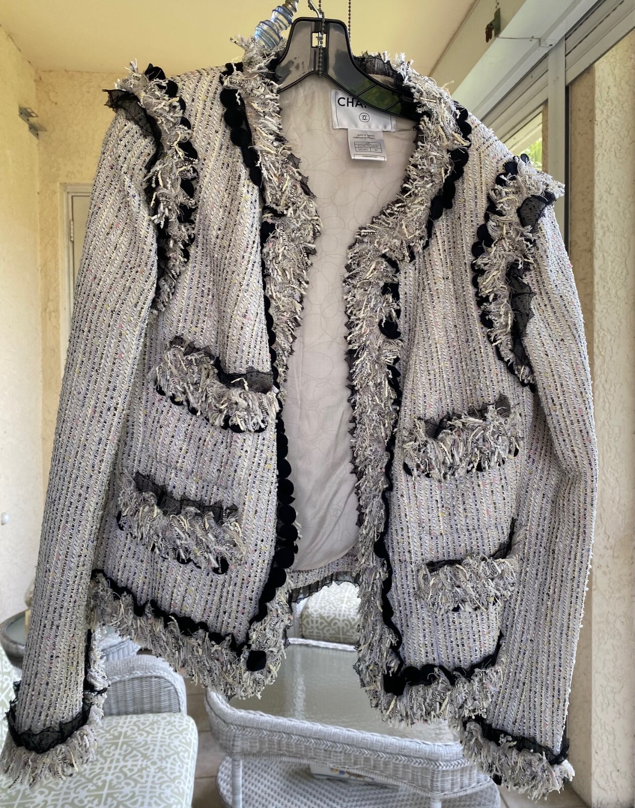 Chanel Vintage 2004 Fantasy Tweed B/W never worn size 46