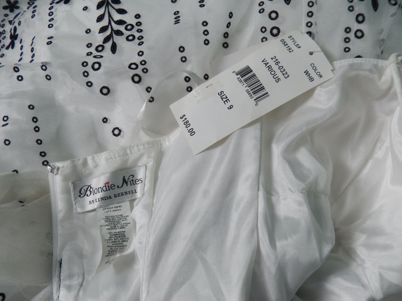 Vintage 90’s Y2K Black White Flocked Velvet Tulle Princess Hall Prom Dress