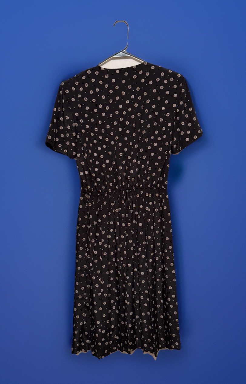 Vintage 90s Leslie Fay Petite Dress 12P Black Floral Short Sleeve Pleated Midi