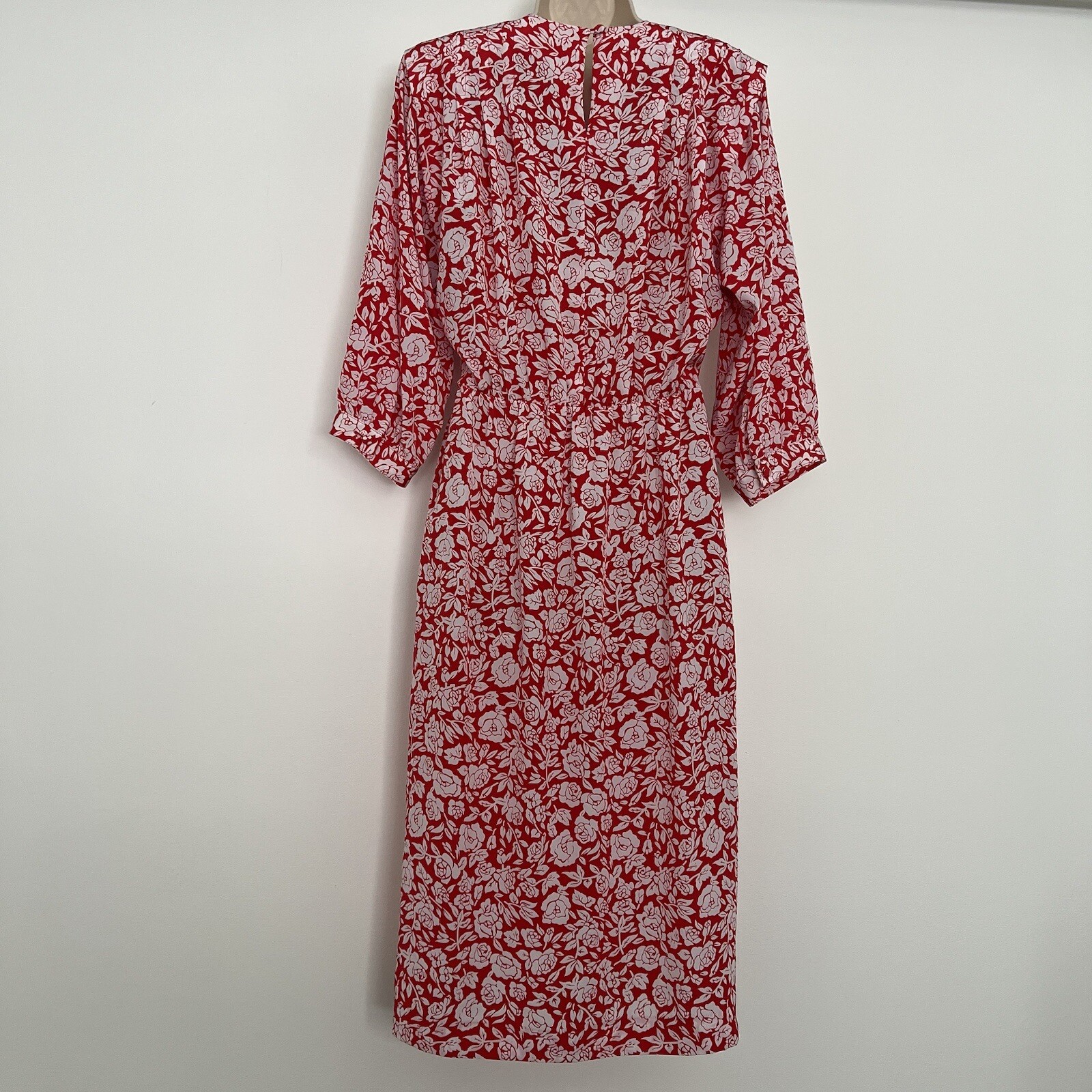 Vintage 80s Dress Sz 8 by Hana Sung Floral Red Color Padded Shoulders Classy