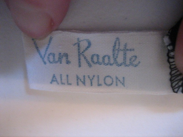 Vintage VAN RAALTE Nylon White Lace Bodice Black Skirt Full Slip – Size 34 USA