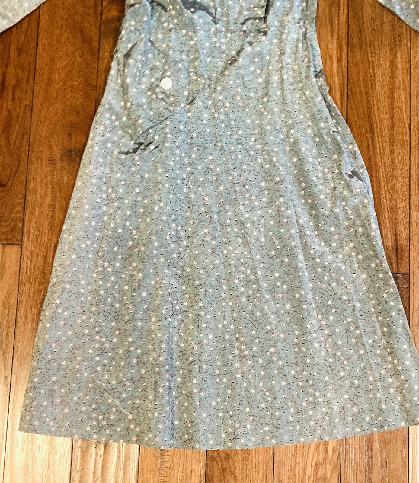 Vintage 1940a 1950s rayon acetate print day dress B 37