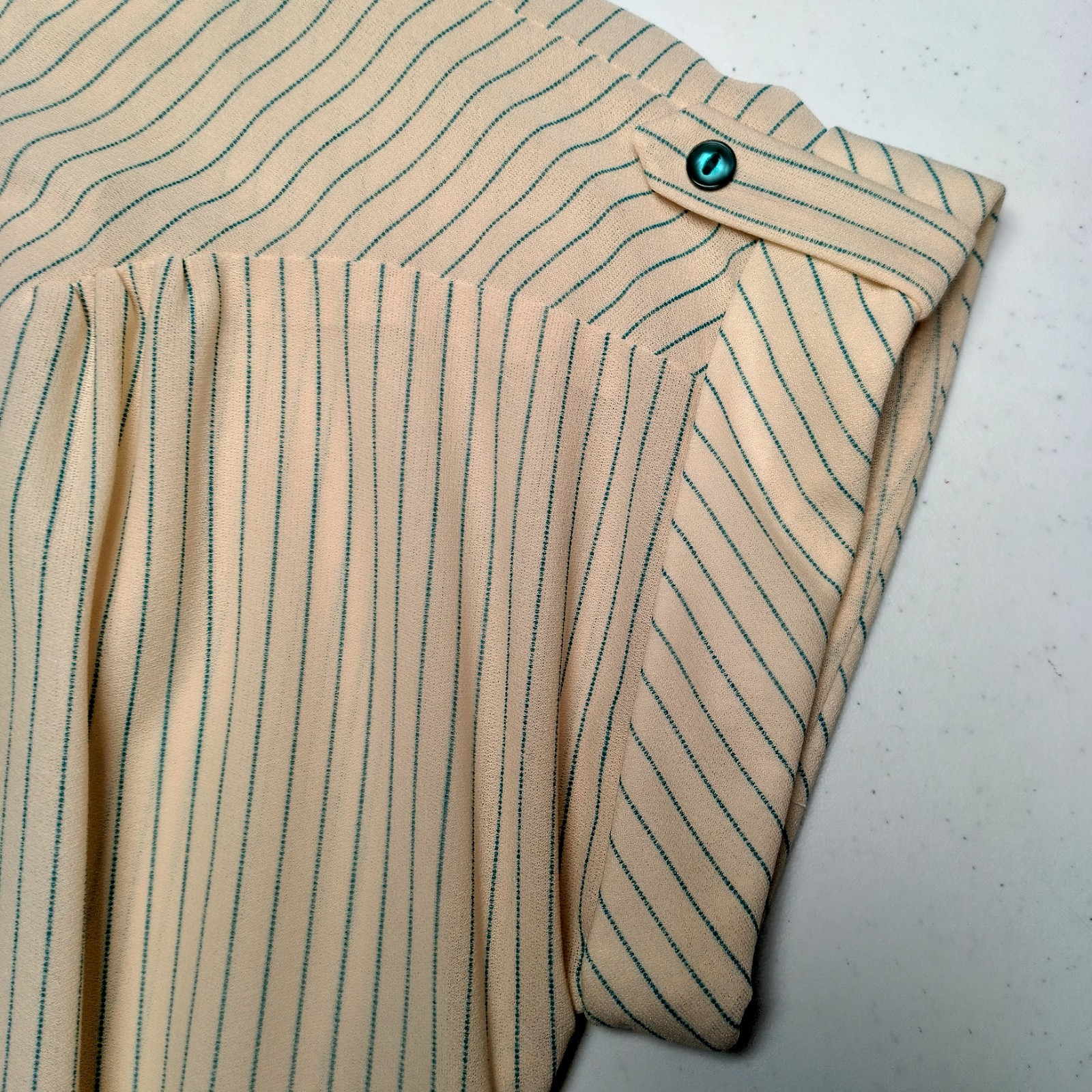 Vintage 1970s Dress Size 7 Ivory Blue Stripe Button Up Collar Belted Secretary