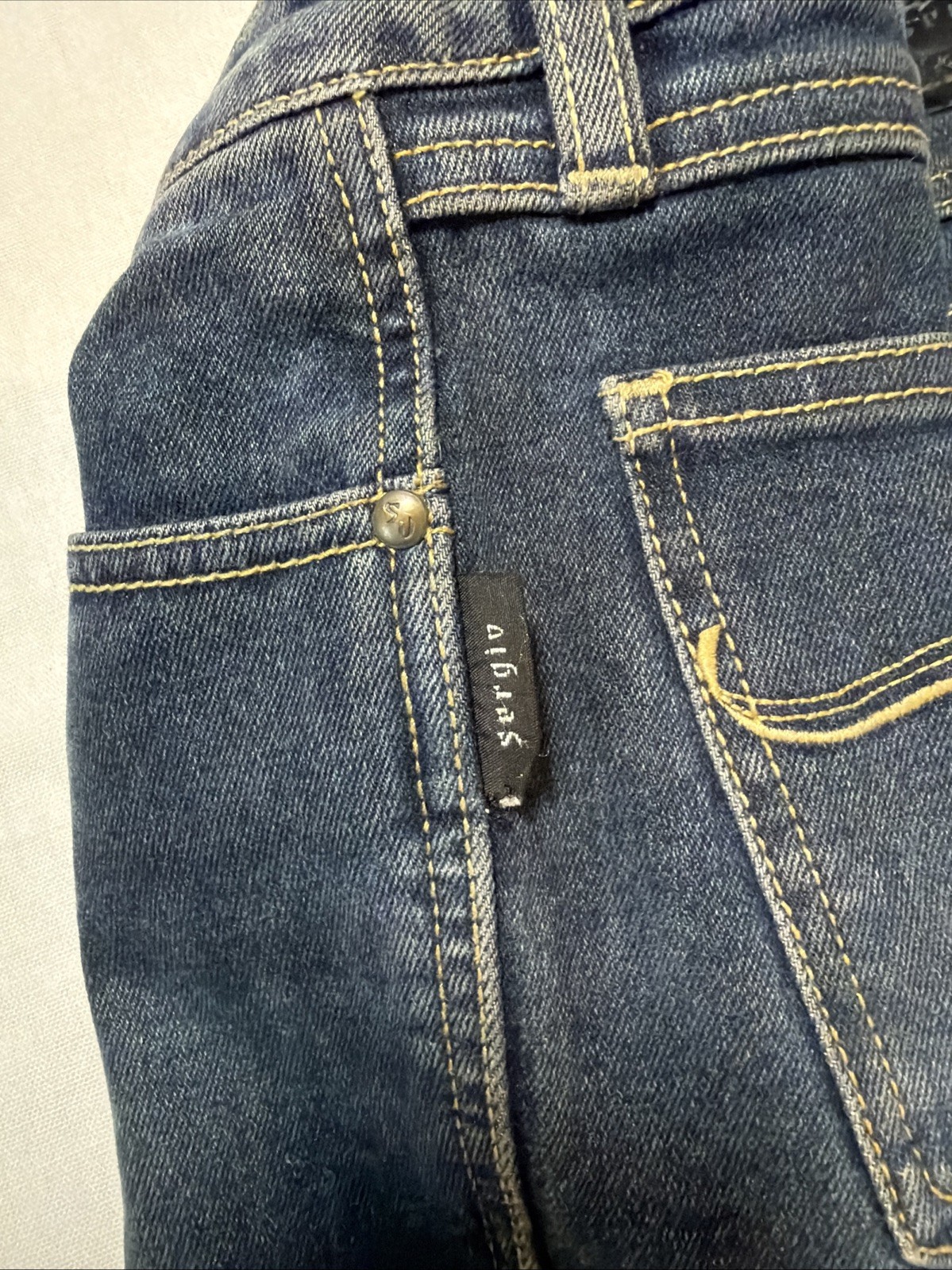 VTG Sergio Valente Jeans 70s 80s Designer Denim Bull Head Patch Pocket Art Sz 26