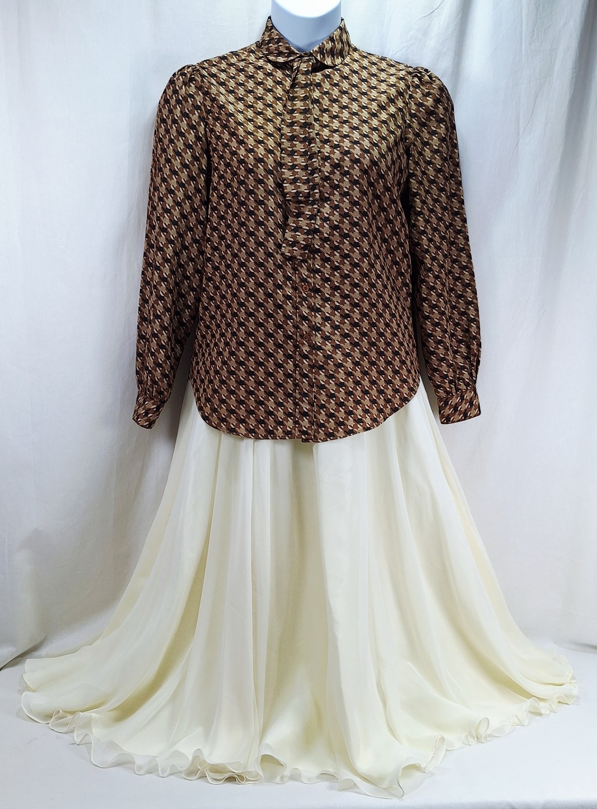 The Villager Vintage Blouse Size 14 Flowy Skirt