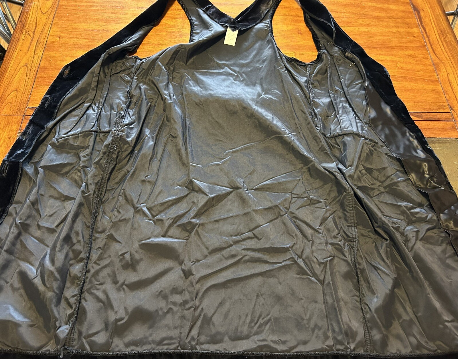 Vintage 1980s/90s XTRMZ Black Crushed Velvet Faux Pearl Buttons Sexy Dress 5/6
