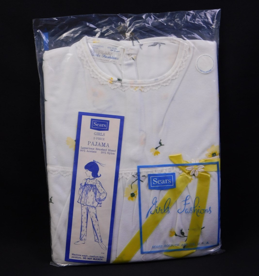 NIP Girl’s 2 Pcs Vtg Sears 1960’s White & Yellow Flowers Pajamas Sz 12