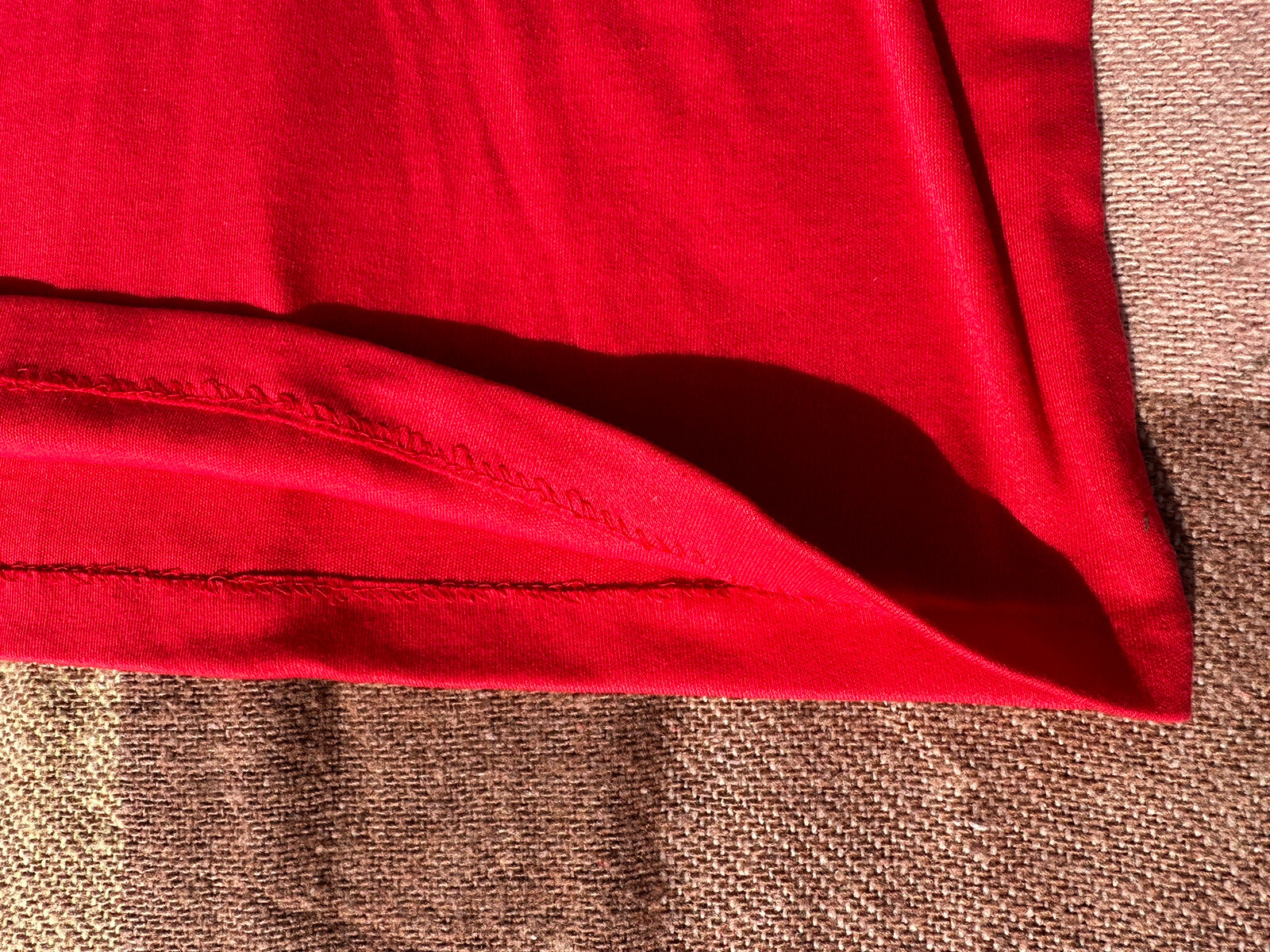 VTG 70s Women’s Red Short Sleeve V-Neck T-Shirt XL New Red Fluer De Lis Soft