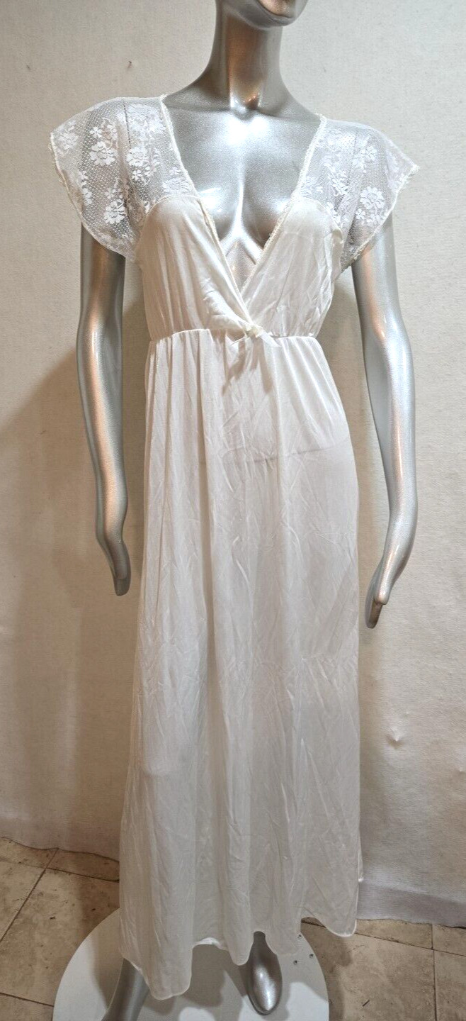 Vintage 70s Spotlight Semi Sheer Floral Lace Back Lingerie/Nightgown White Med