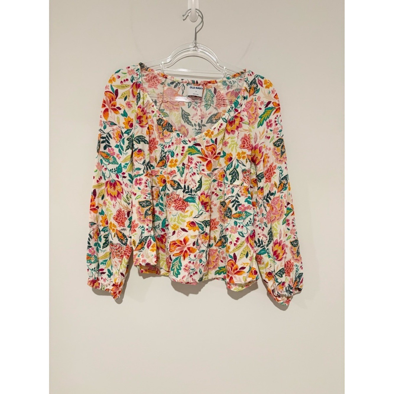 Old Navy Floral V-Neck 100% Rayon Long Sleeve Crinkle Boho Top Blouse medium