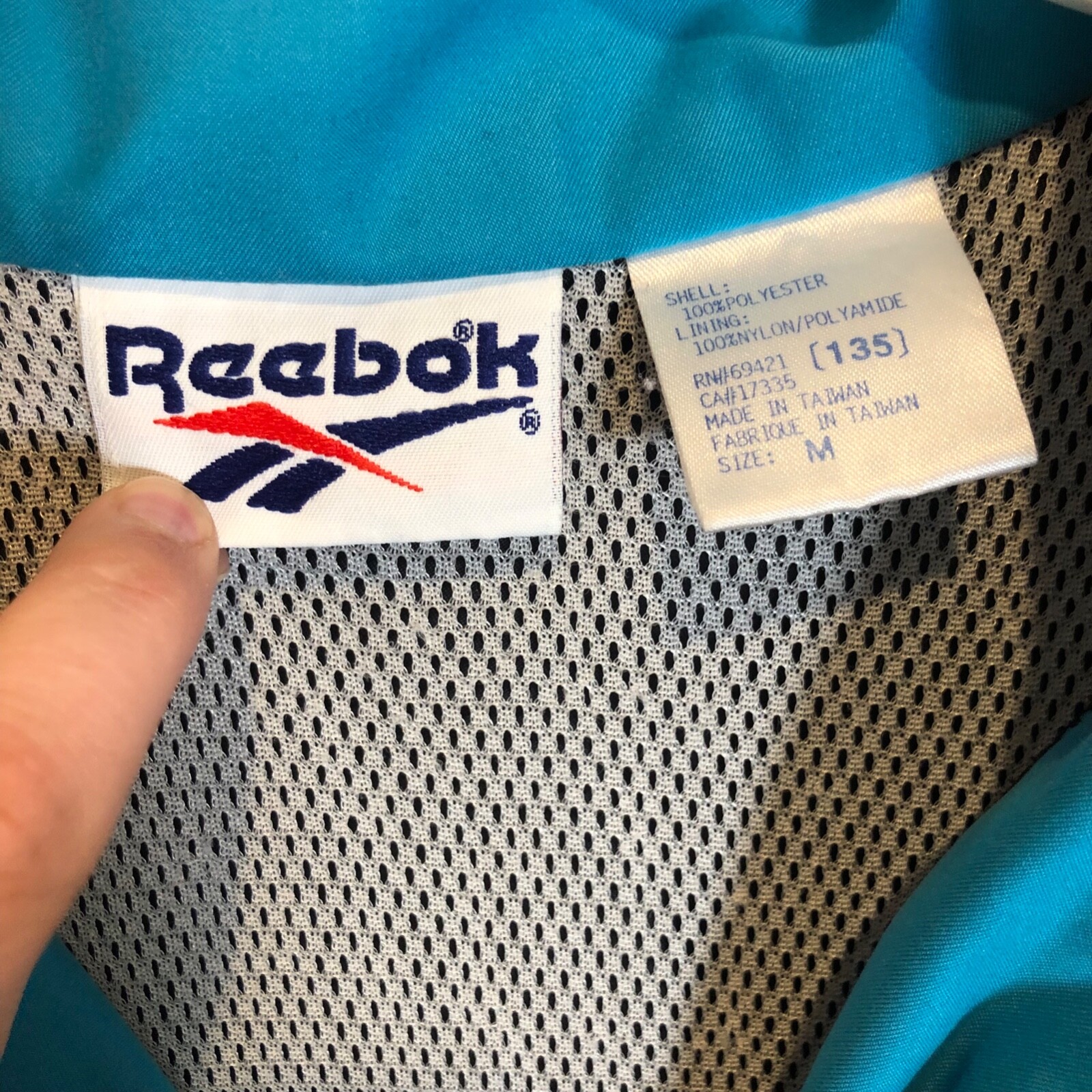Vintage Reebok Women’s Black Windbreaker Pullover Size Medium Quarter Zip