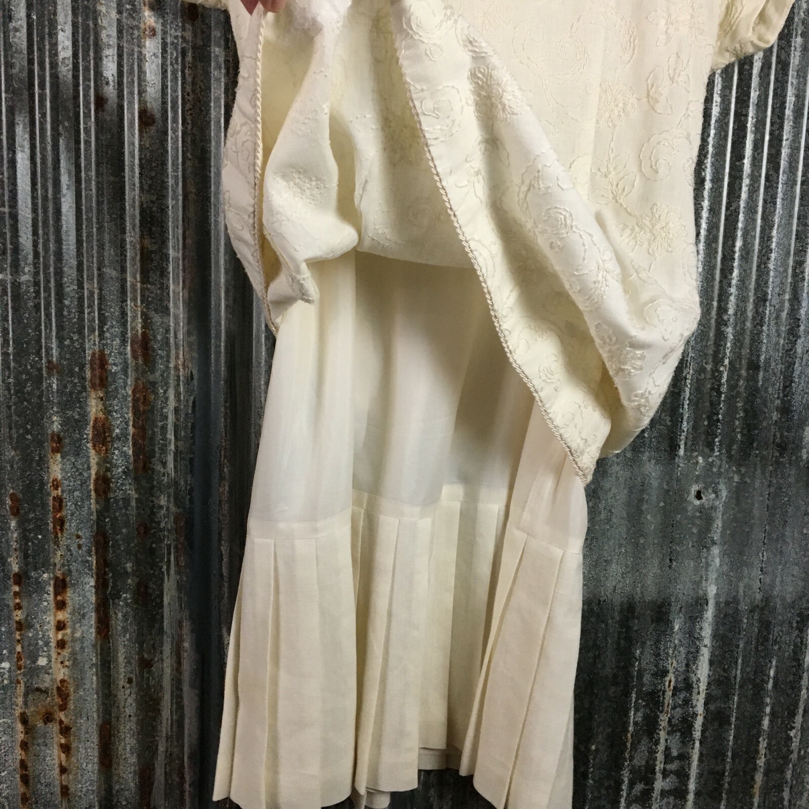Donna Ricco Dress Womens 10 Sheath Embroidered Drop Waist Off-White Molly Ringwa