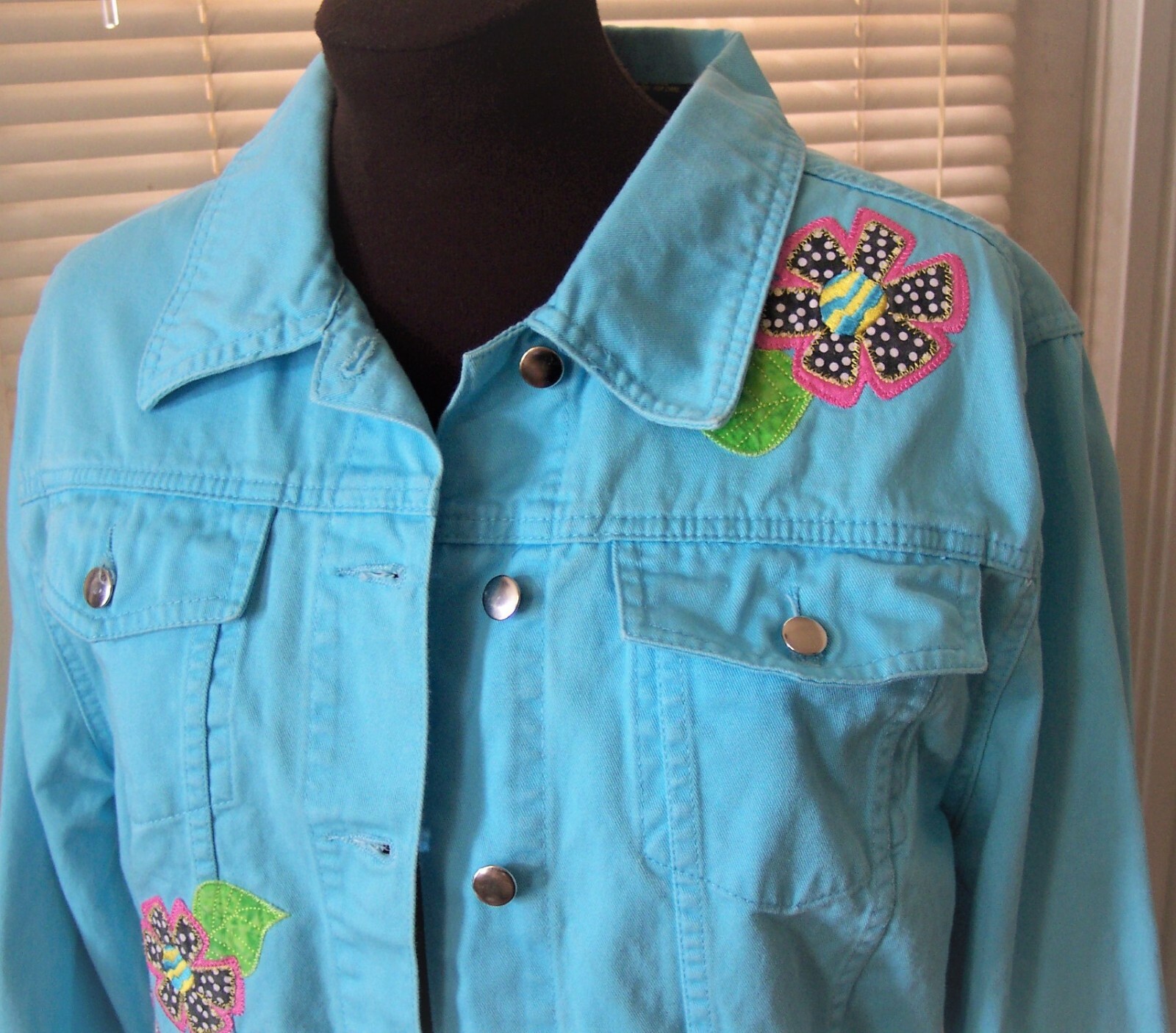 vintage turquoise aqua denim appliqued embroidered jean jacket mod hippy lg 80s
