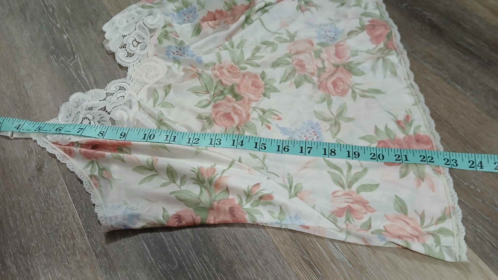 Vtg Floral Lace Cami Coquette Fairycore Slip Top Romantic Cottage Vanity Fair