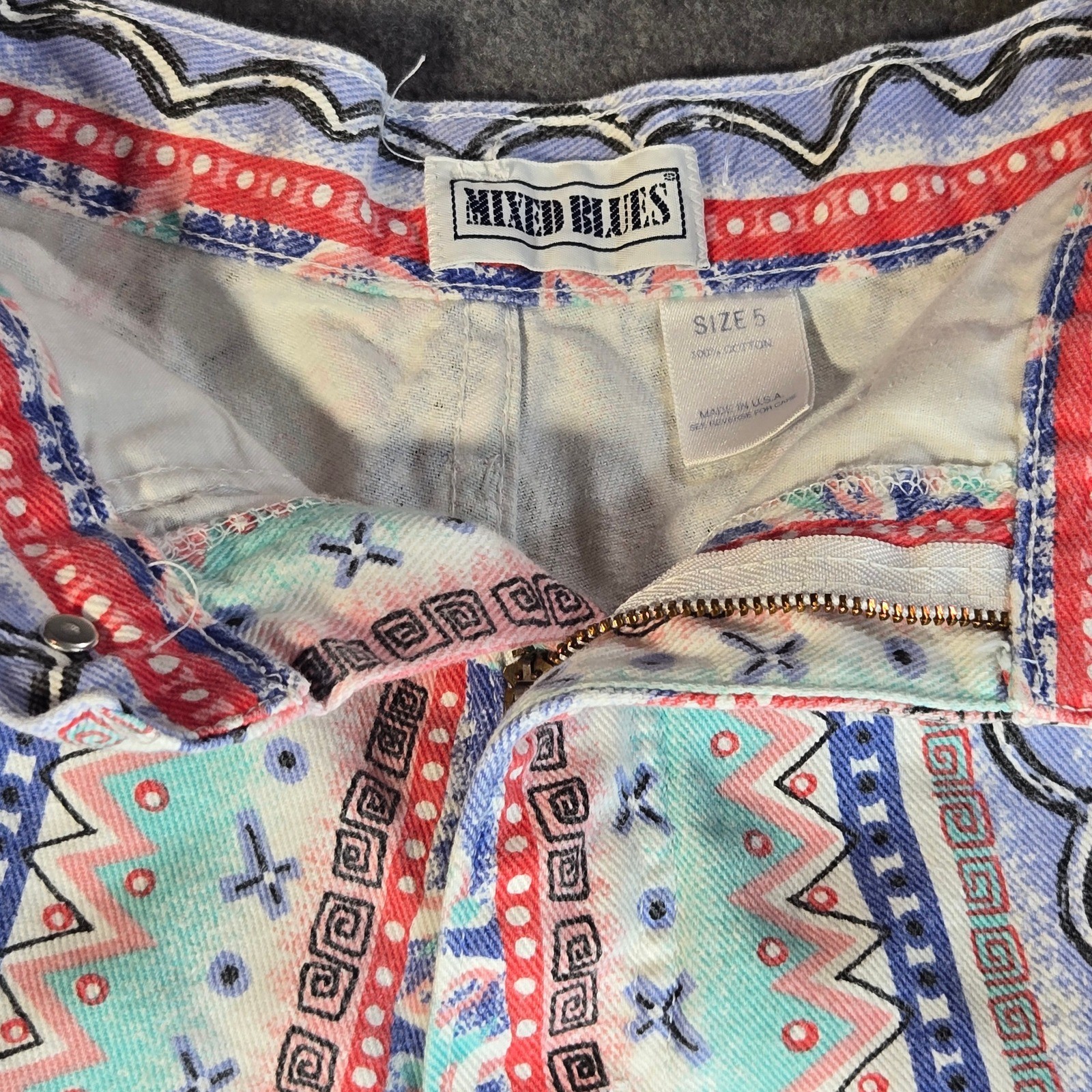 Vintage Mixed Blues 90s High Waist Tribal Print Denim Shorts Sz 5 Made in USA