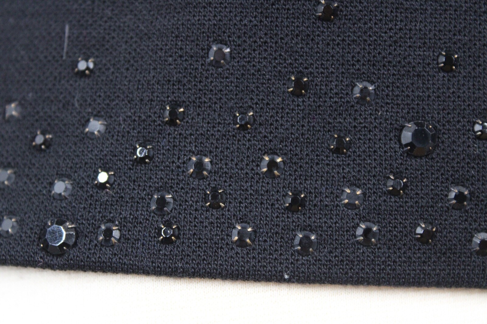 Vtg Unbranded Black 9 Wool Zip-Back Stud Rhinestone Tank Top Shirt NYNCO Metal