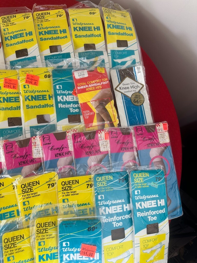 44 vintage knee high stockings LOT 8.5 – 11 Suntone Black Nude Mix Sandalfoot