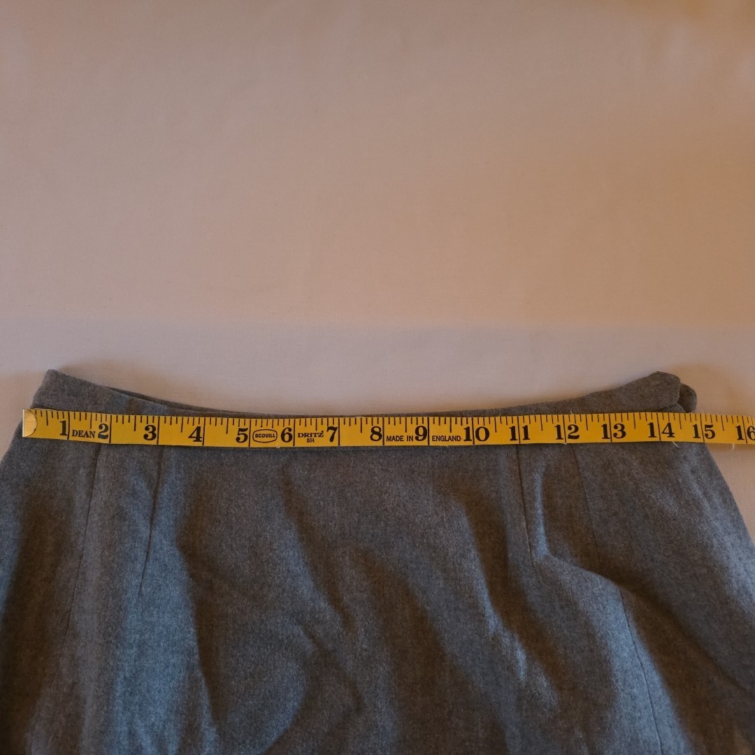 Vintage Evan Picone Grey Skirt Women’s 28-29″ Waist S/M New York Tailored 1980s