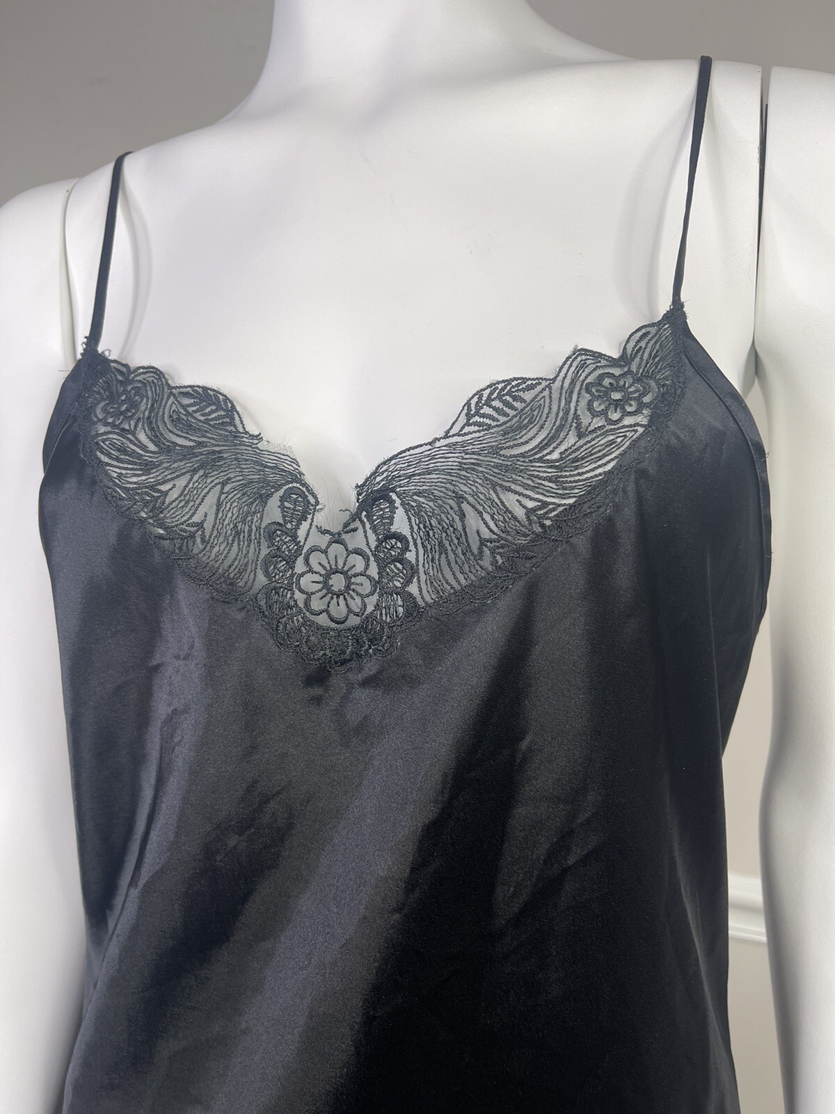 Vintage Partners by Mervyns Black Satin Nightgown Sleepwear M Sexy Lace Lingerie