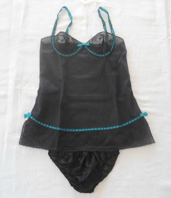 New Vintage Vassarette Hollywood Black Camisole Panty Set Alencon Lace Lingerie