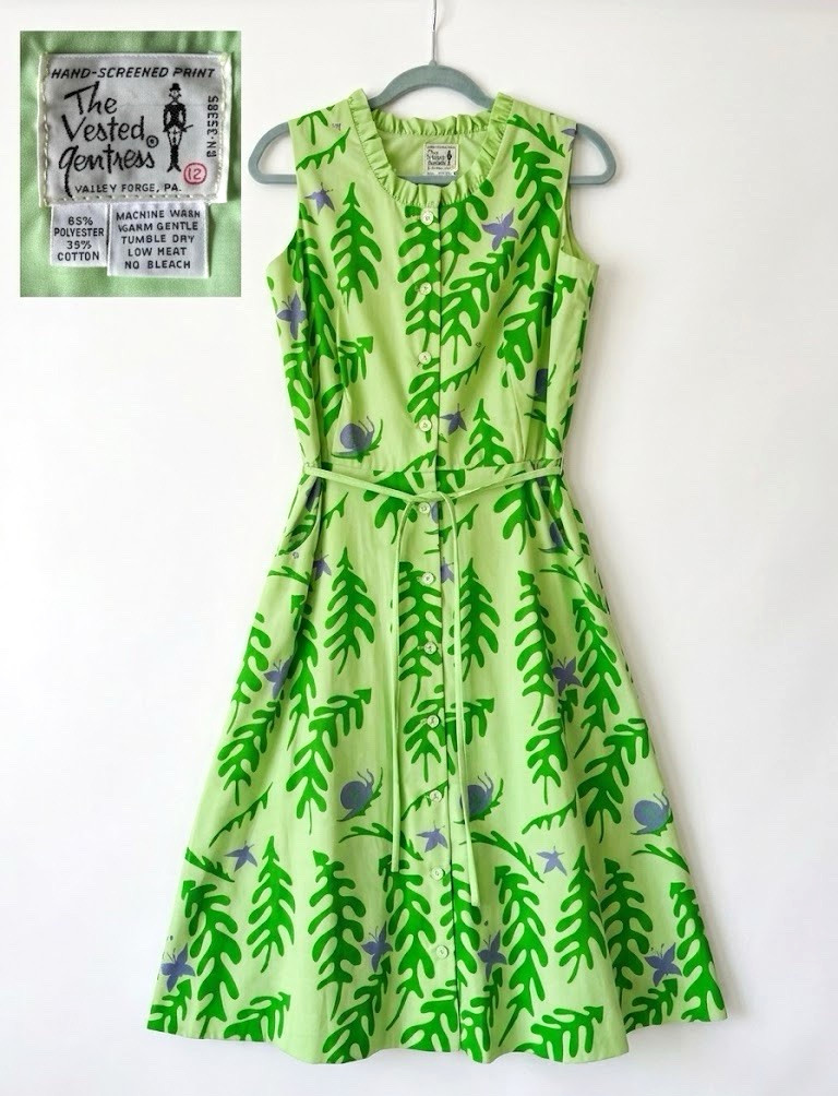 Vintage 1970s The Vested Gentress Snail Butterfly Print Dress Green Size 12