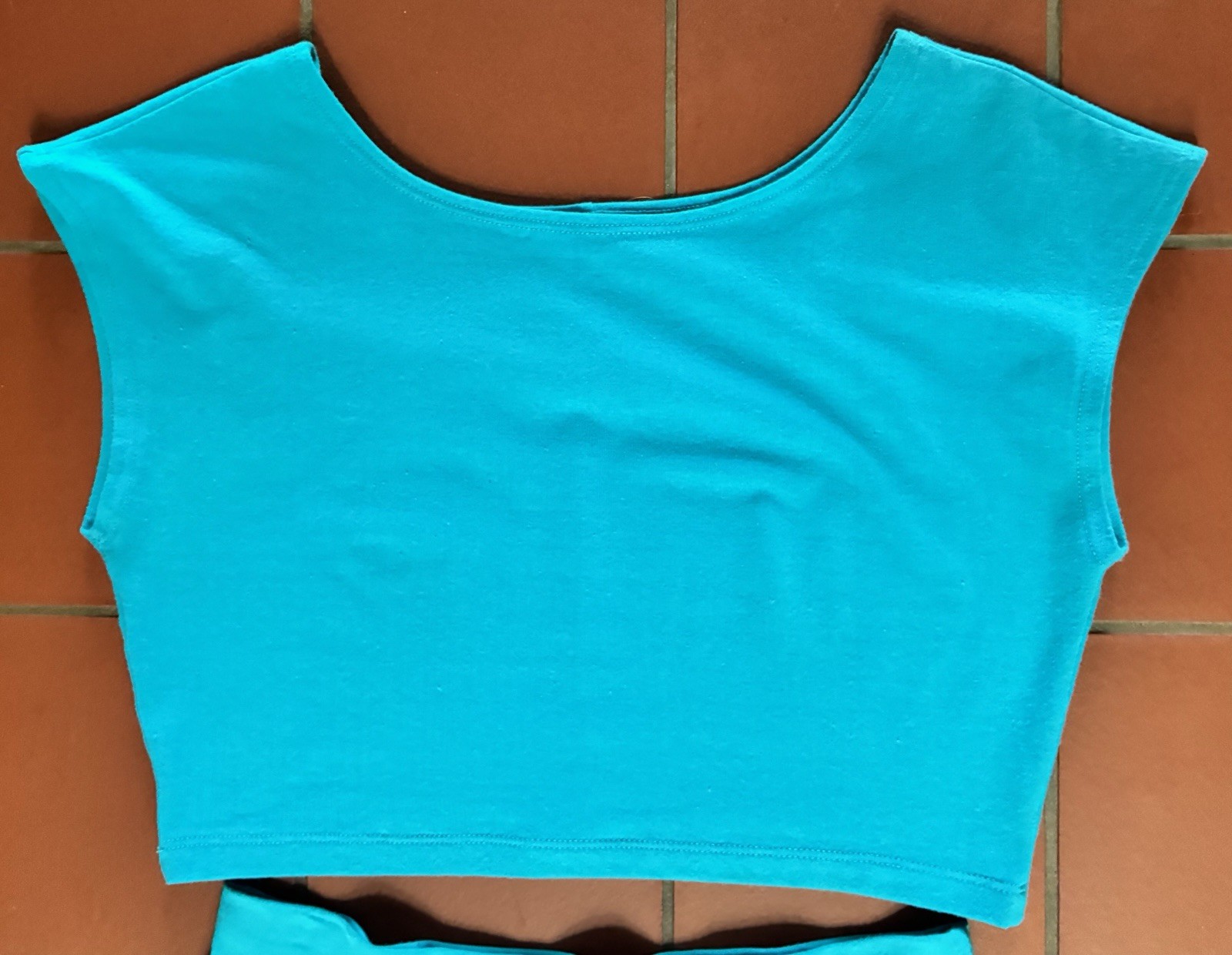 Vintage 80s 90s Turquoise Spandex Two-Piece Set Cap Sleeve Crop Top Pencil Skirt
