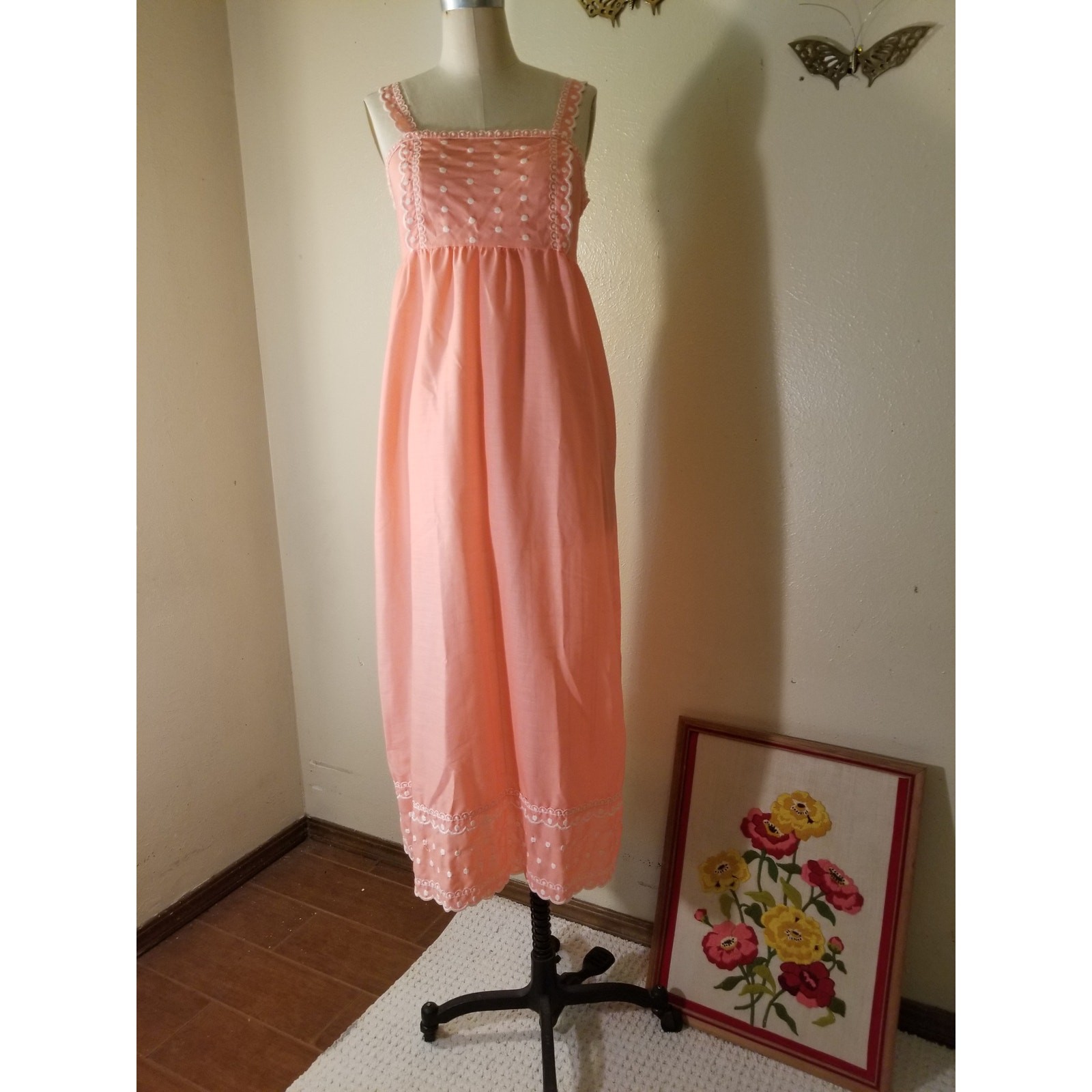 70’s Vintage Peach and White Maxi Embroidered Sundress