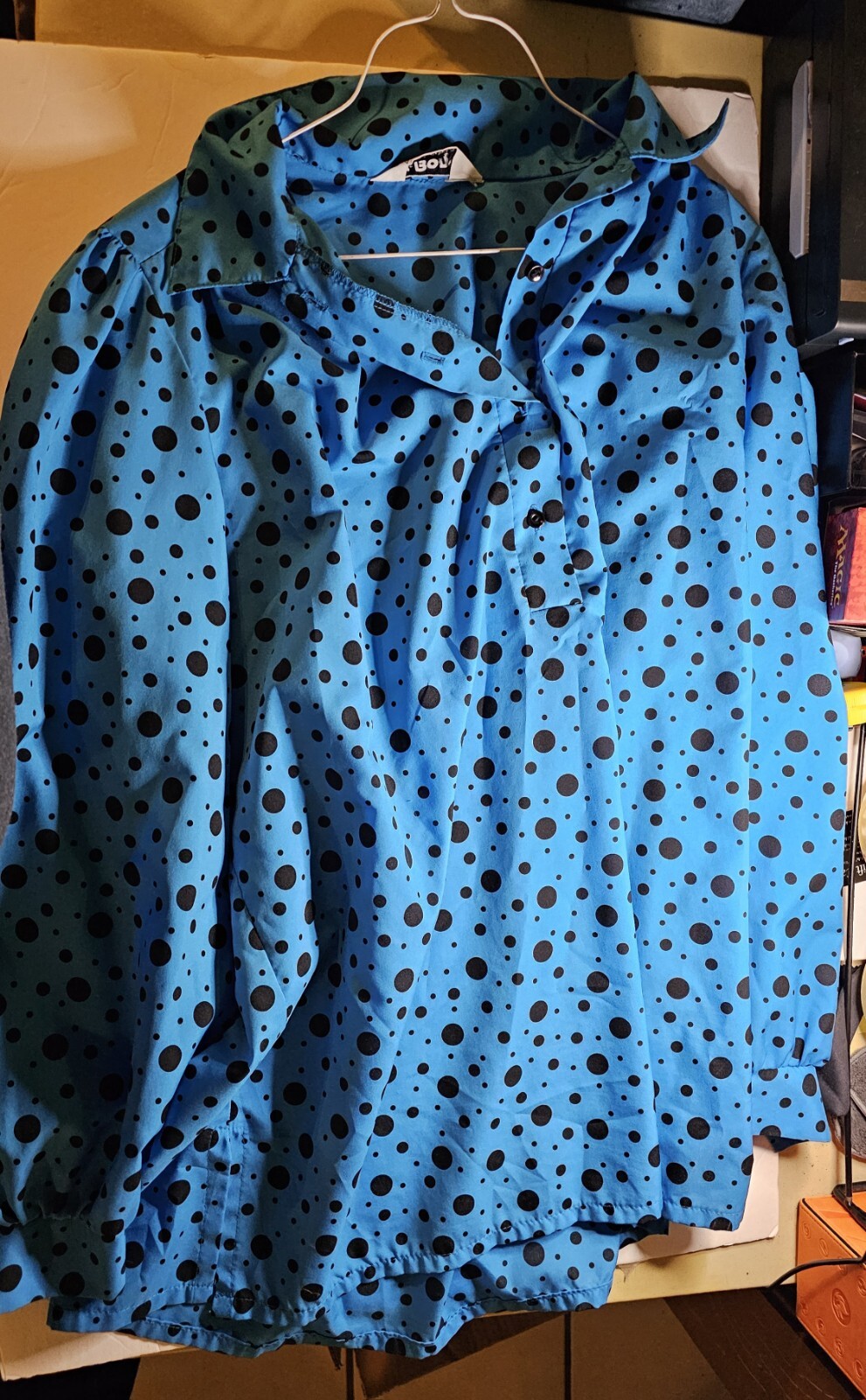 Judy Bond Blouse top Vintage 1970’s Retro Button-down blue w/black Polka-dot