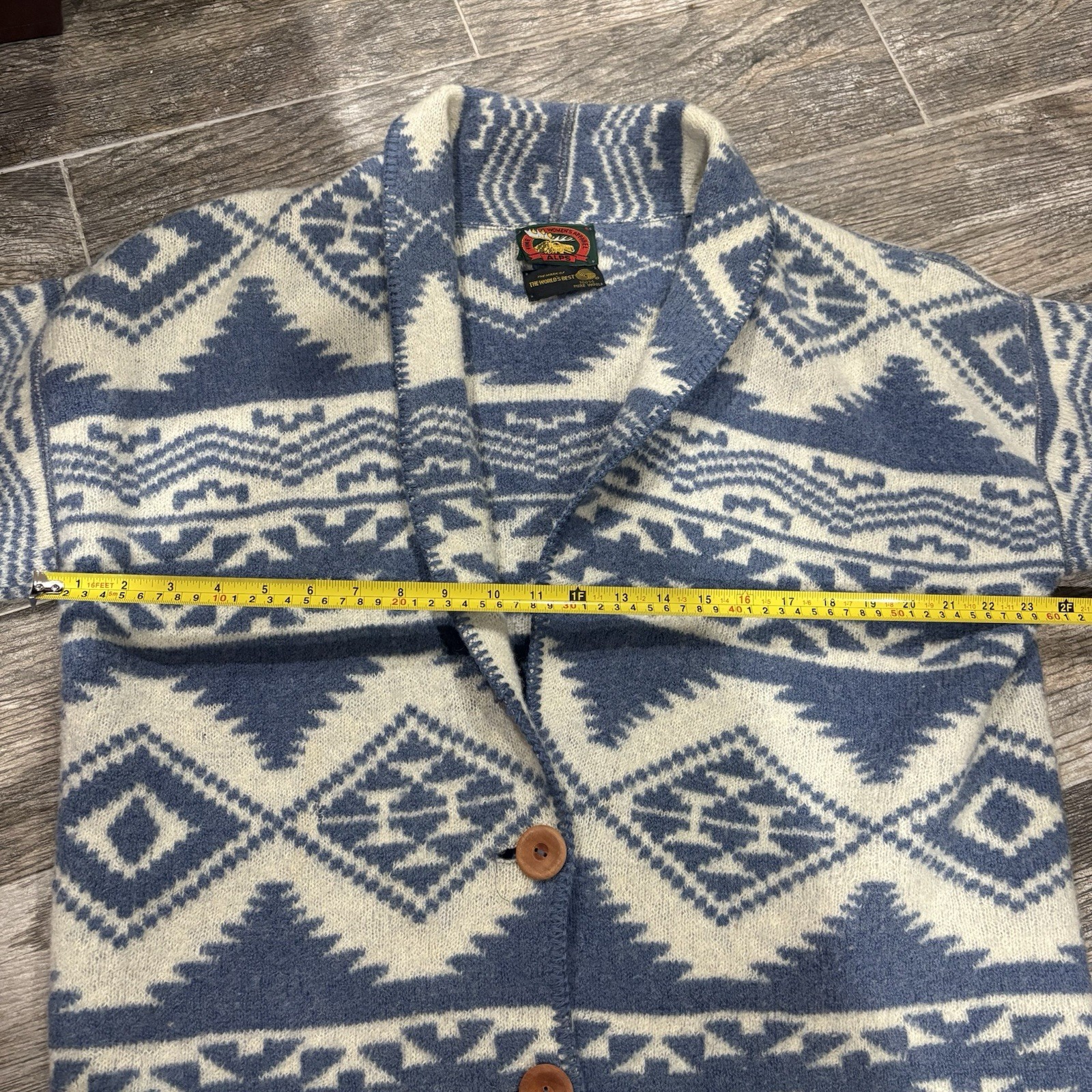 VTG Alps Fine Womens Apparel 100% Pure Wool Felted Blue/White Wood Buttons Sz S