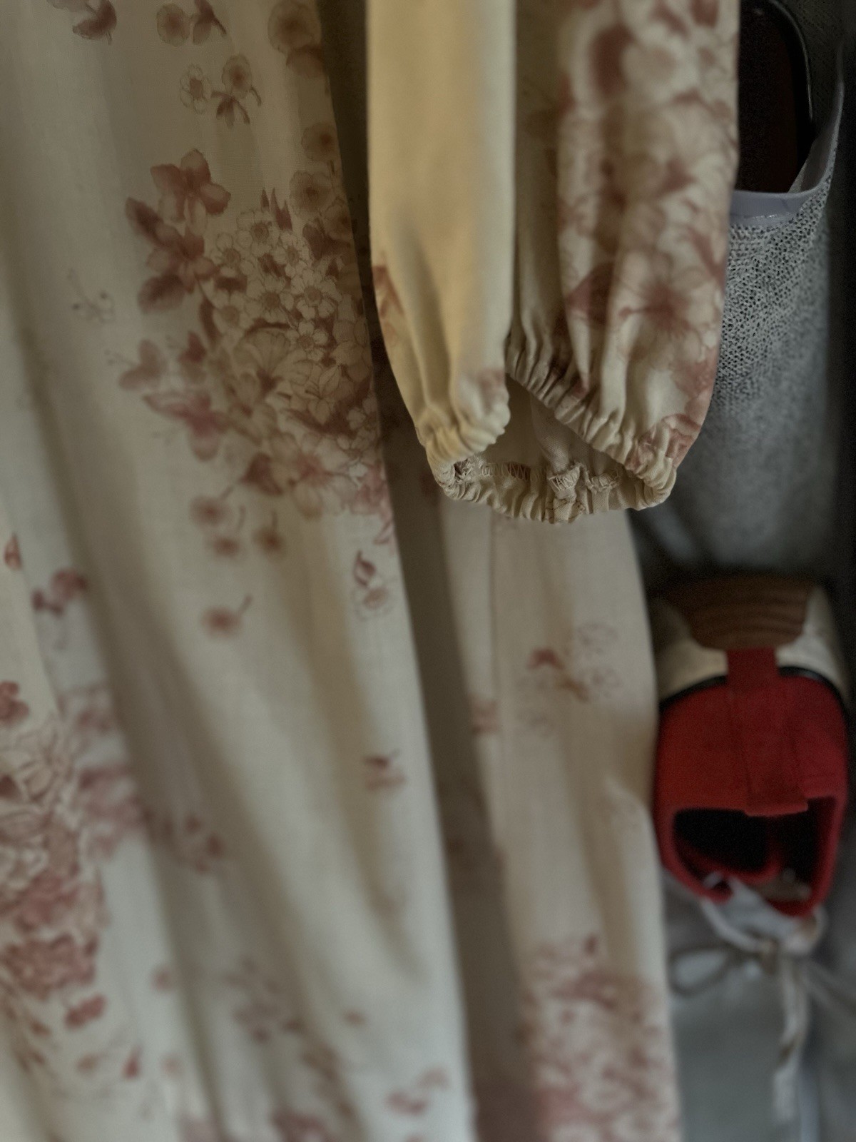 Womens Vint. Nightgown. SM. Nieman Marcus Boho Dressing Gown Prairie Look