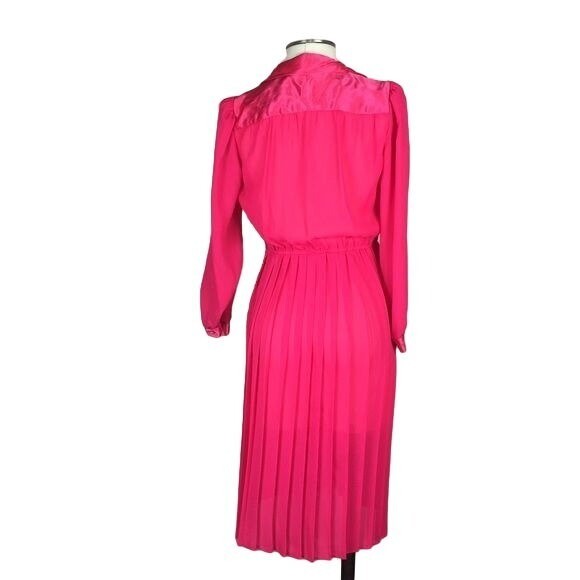VINTAGE Sexy MAVINETTE Pink pleated Skirt Dress 6 Made in USA